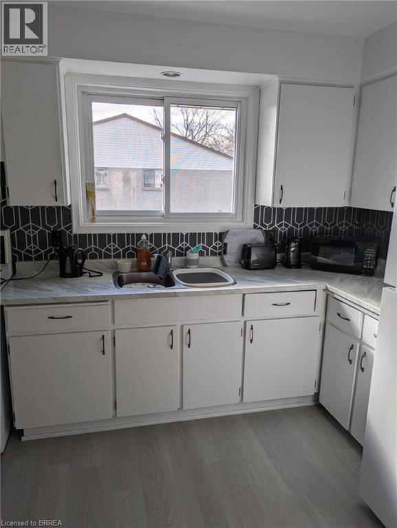 36 Graham Avenue Unit# 3, Brantford, Ontario  N3T 1C4 - Photo 9 - 40811548