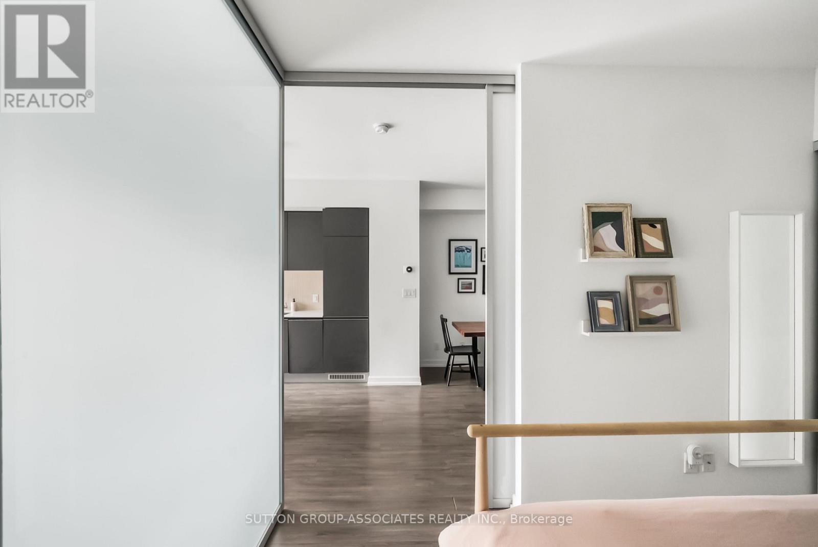 502 - 377 Madison Avenue, Toronto, Ontario  M4V 3E1 - Photo 15 - C12895066