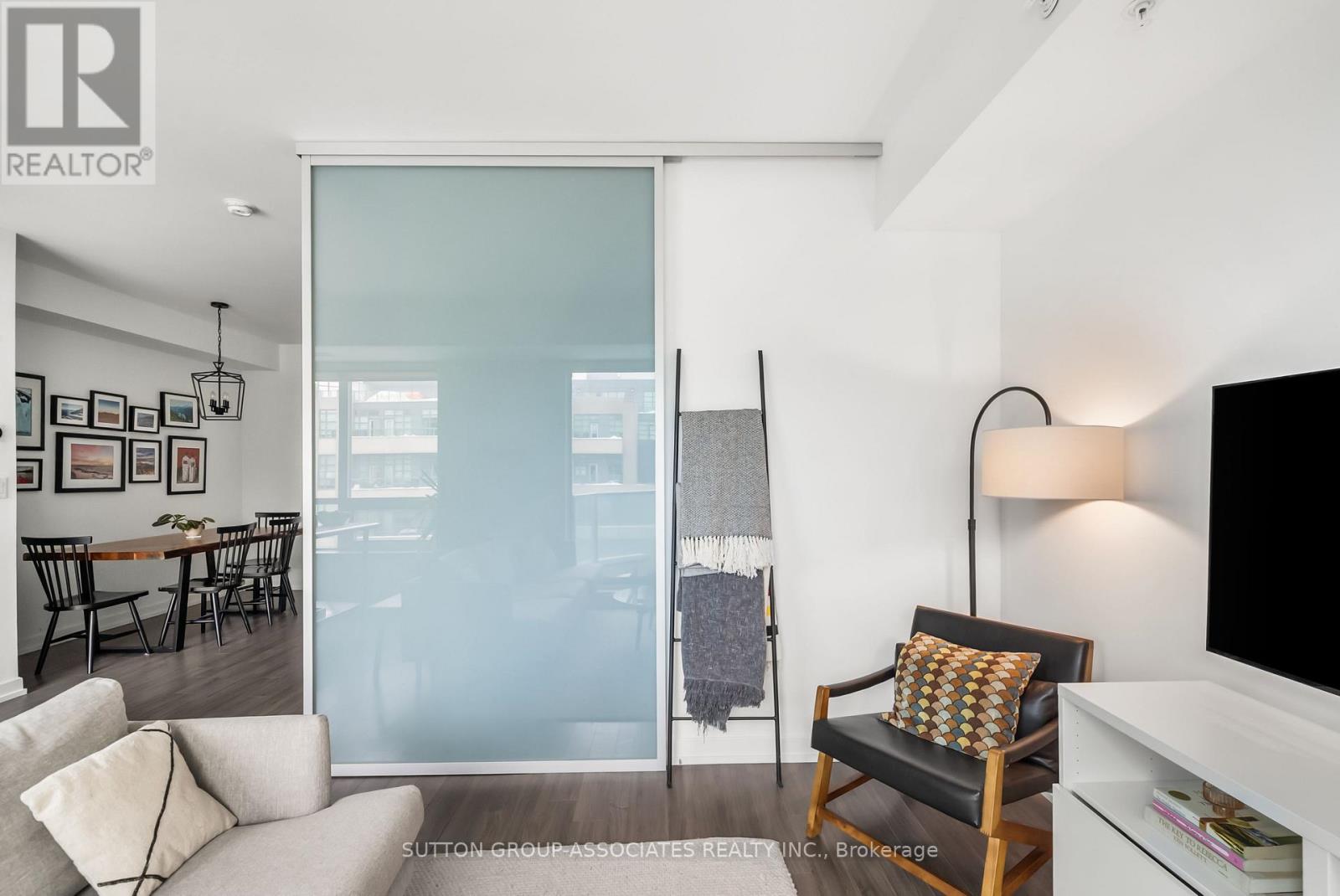 502 - 377 Madison Avenue, Toronto, Ontario  M4V 3E1 - Photo 8 - C12895066