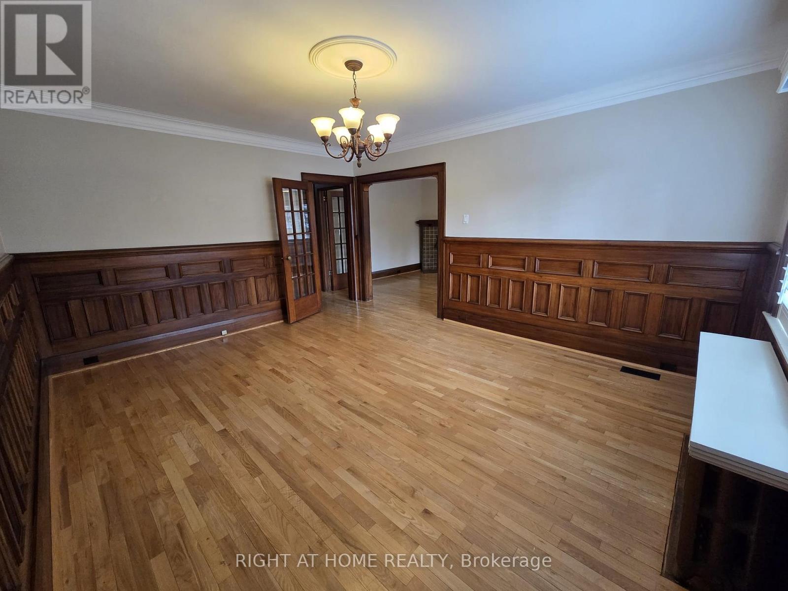 1 - 20 Teddington Park Avenue, Toronto, Ontario  M4N 2C3 - Photo 13 - C12895094