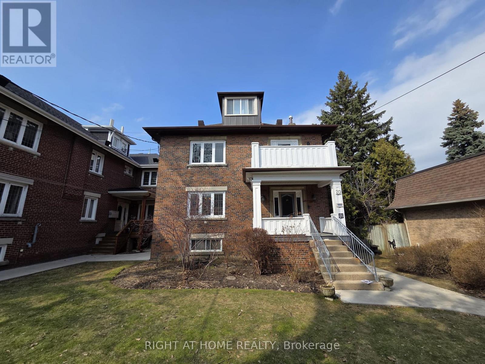 1 - 20 Teddington Park Avenue, Toronto, Ontario  M4N 2C3 - Photo 2 - C12895094