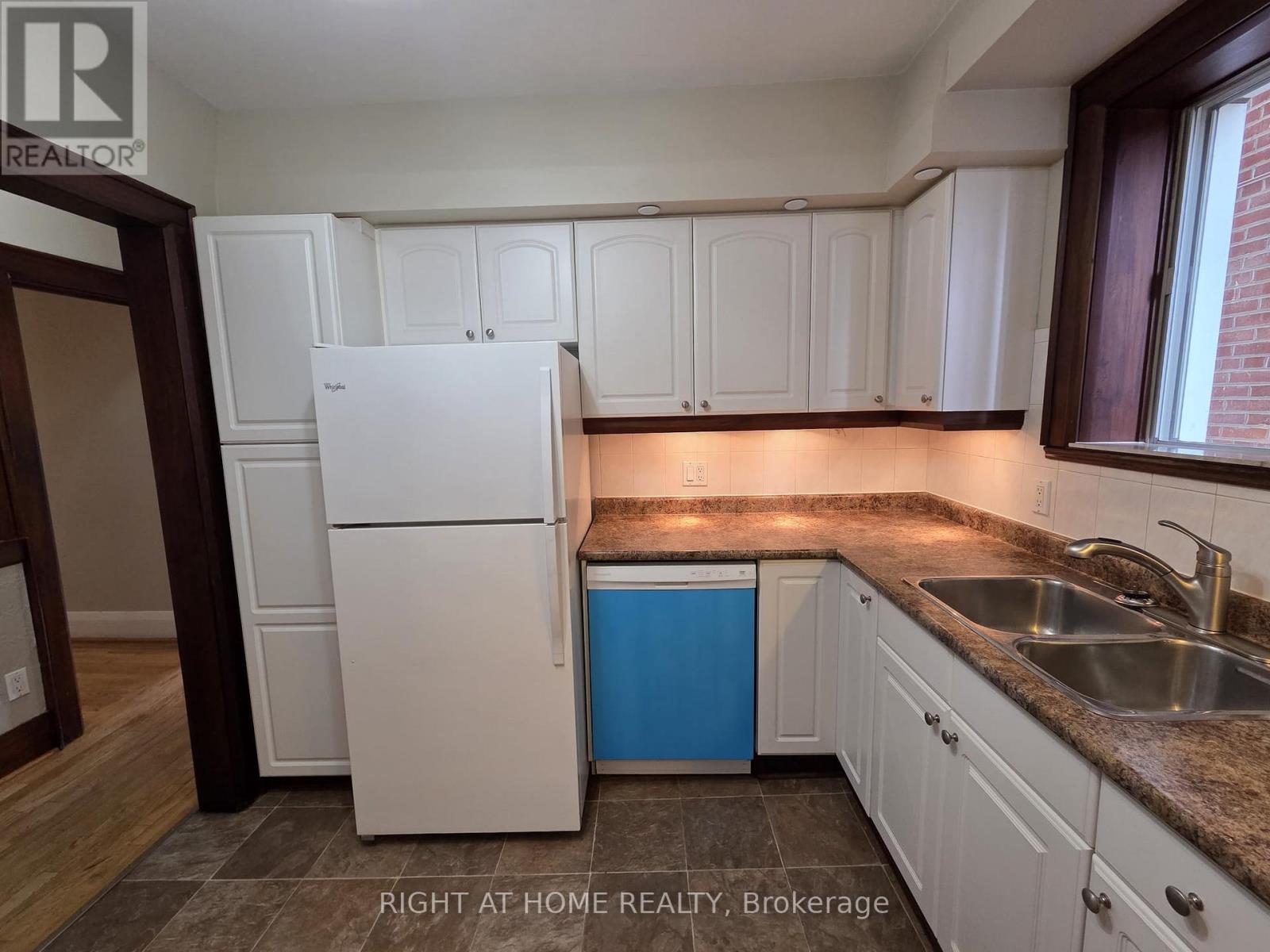 1 - 20 Teddington Park Avenue, Toronto, Ontario  M4N 2C3 - Photo 21 - C12895094