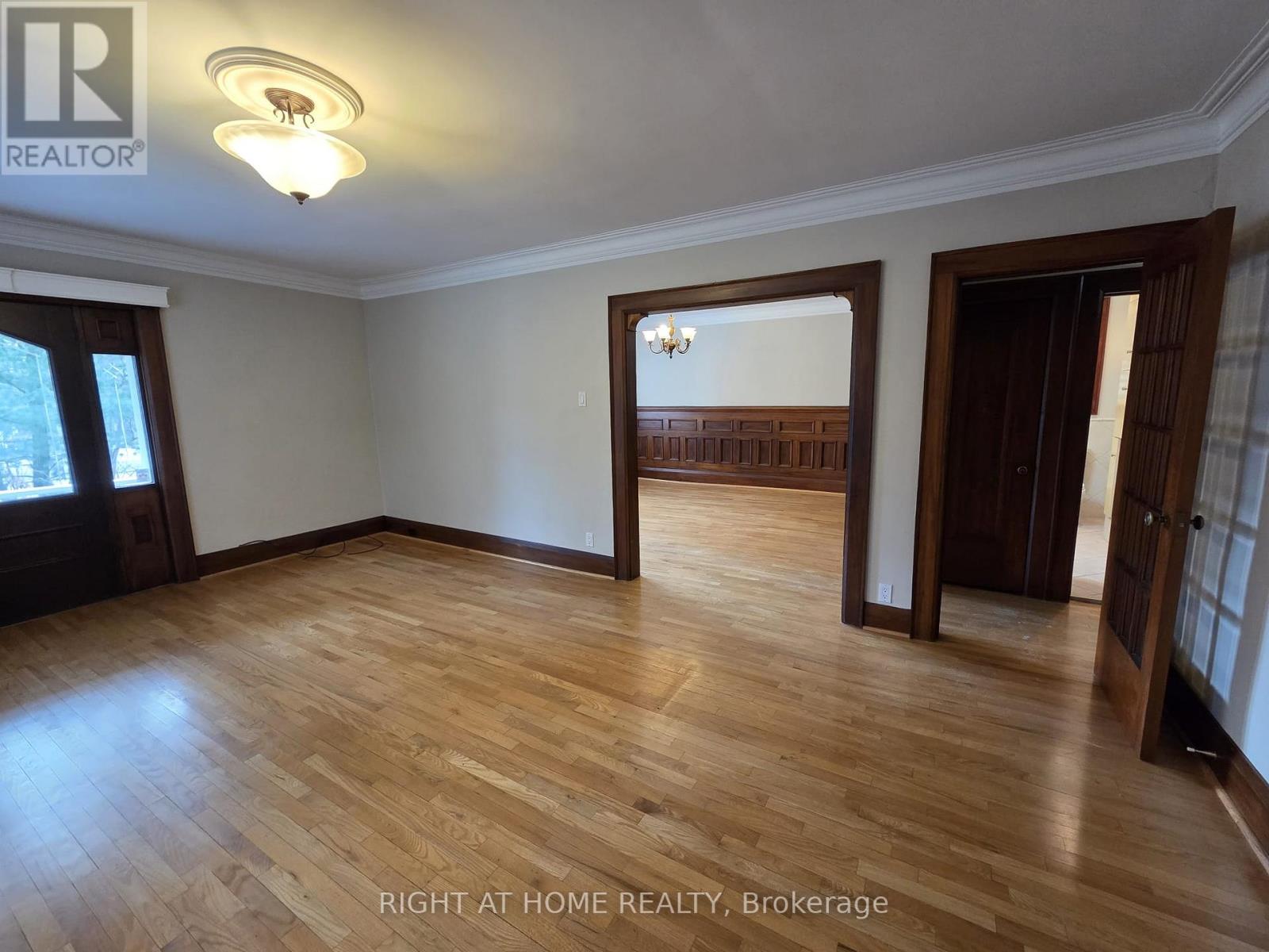 1 - 20 Teddington Park Avenue, Toronto, Ontario  M4N 2C3 - Photo 8 - C12895094