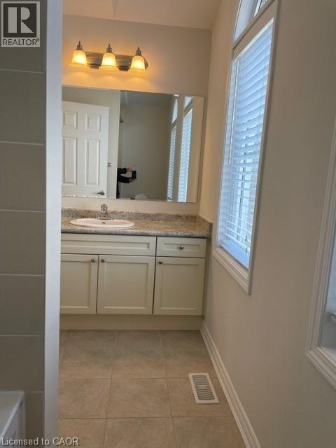 1654 Copeland Circle, Milton, Ontario  L9T 8X8 - Photo 13 - 40813173