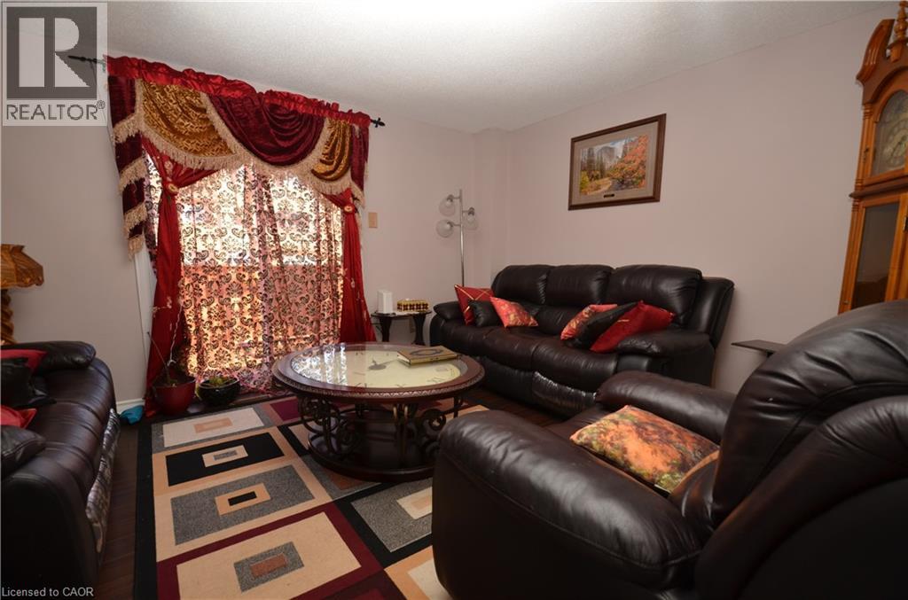 490 Grey Street Unit# 23, Brantford, Ontario  N3S 7S6 - Photo 3 - 40812678