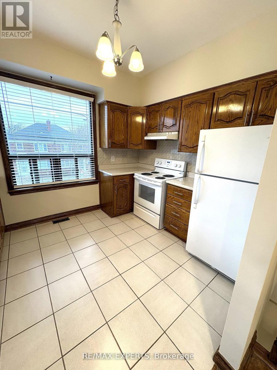 Unit A - 287 Sammon Avenue, Toronto, Ontario  M4J 1Z9 - Photo 7 - E12895026