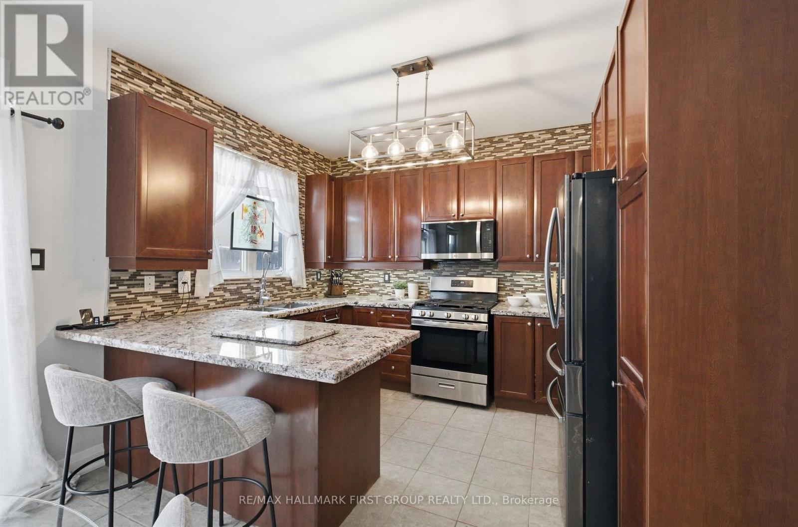 3 Abraham Court, Ajax, Ontario  L1Z 0A9 - Photo 11 - E12895074