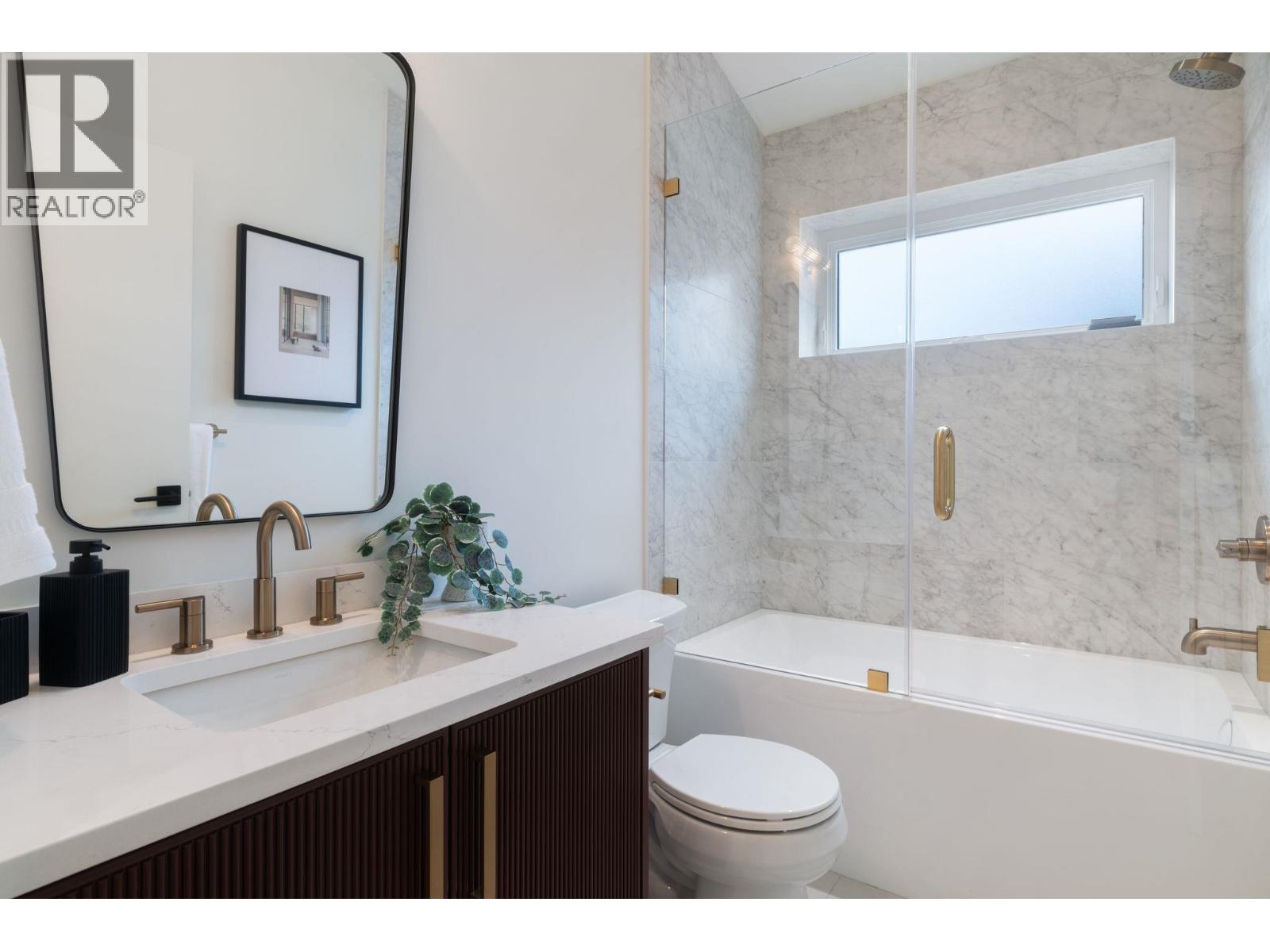 2 2539 Grant Street, Vancouver, British Columbia  V5K 3G6 - Photo 27 - R3101007