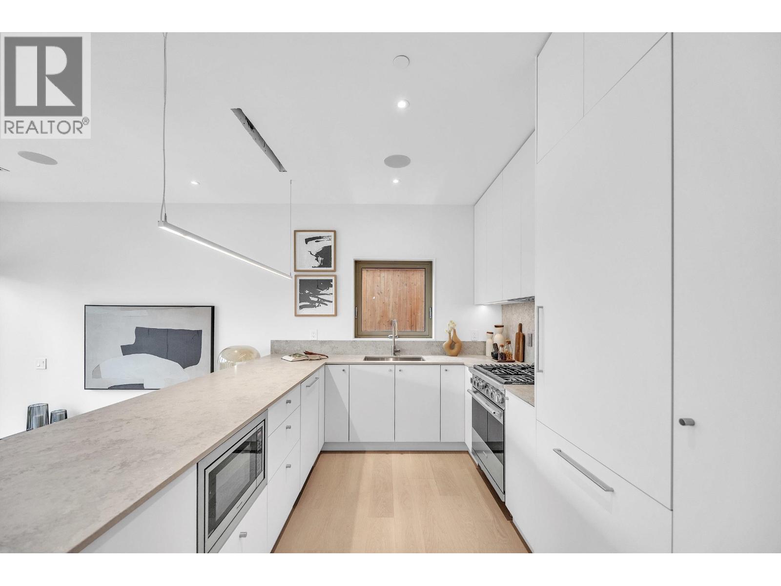 2 2915 E 5th Avenue, Vancouver, British Columbia  V5M 1N6 - Photo 6 - R3101017