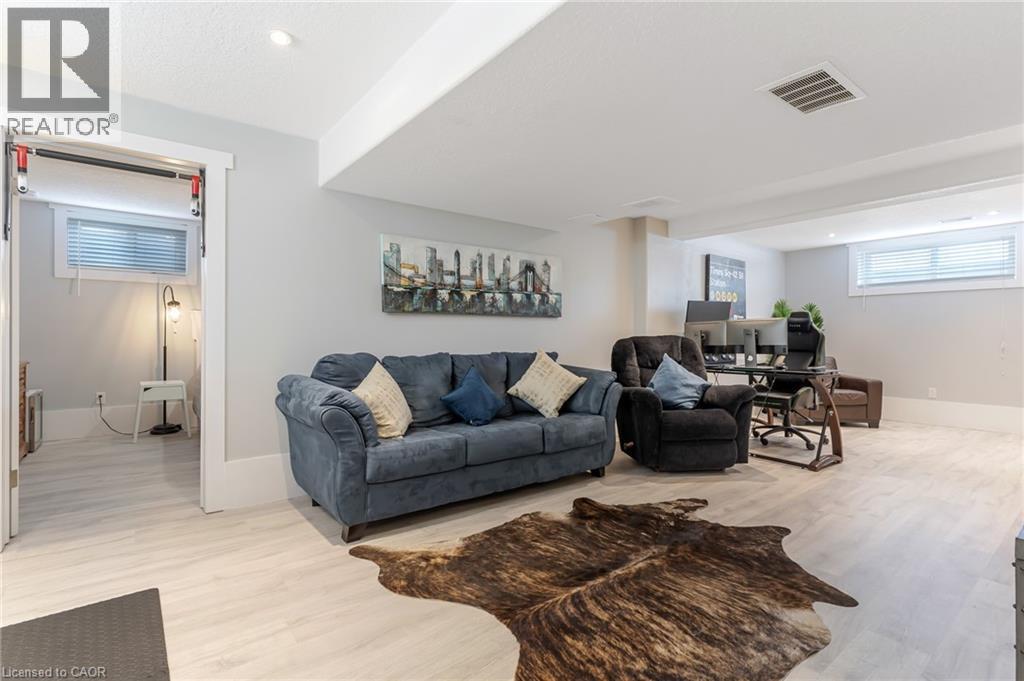 685 Coldstream Drive, Waterloo, Ontario  N2V 2J1 - Photo 36 - 40806205