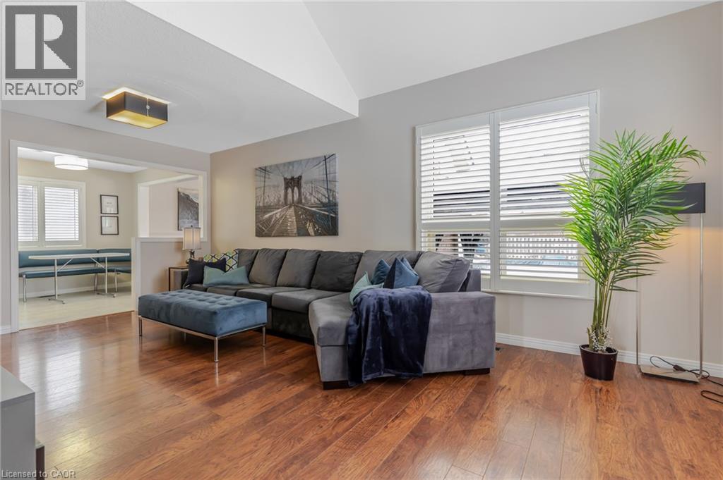 685 Coldstream Drive, Waterloo, Ontario  N2V 2J1 - Photo 5 - 40806205