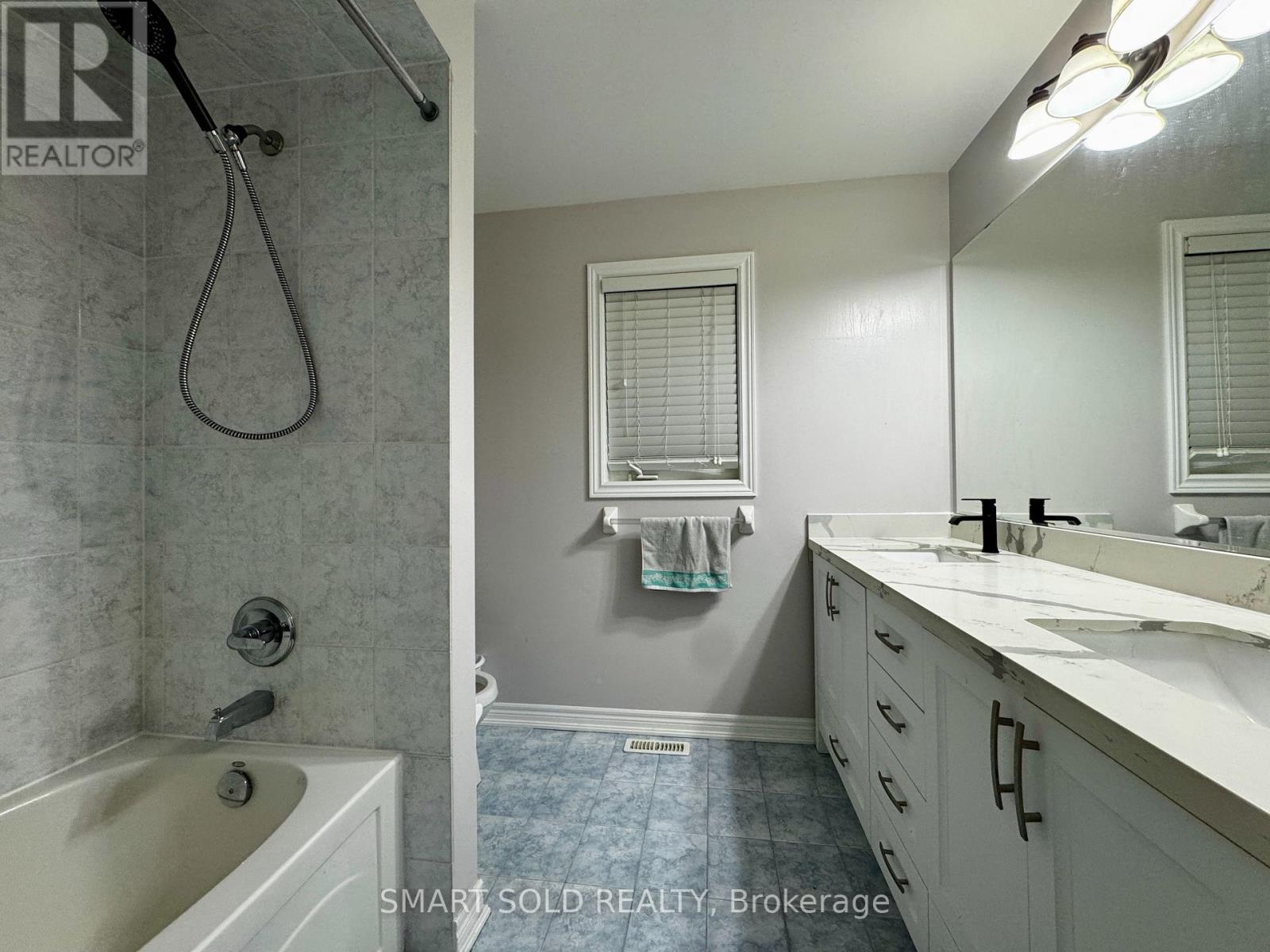 35 Cosford Street, Aurora, Ontario  L4G 0J5 - Photo 18 - N12895000