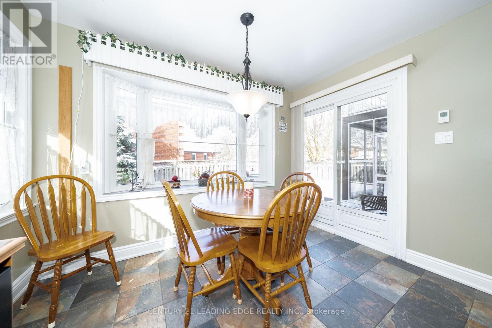 283 Debborah Place, Whitchurch-Stouffville, Ontario  L4A 5C5 - Photo 14 - N12895008