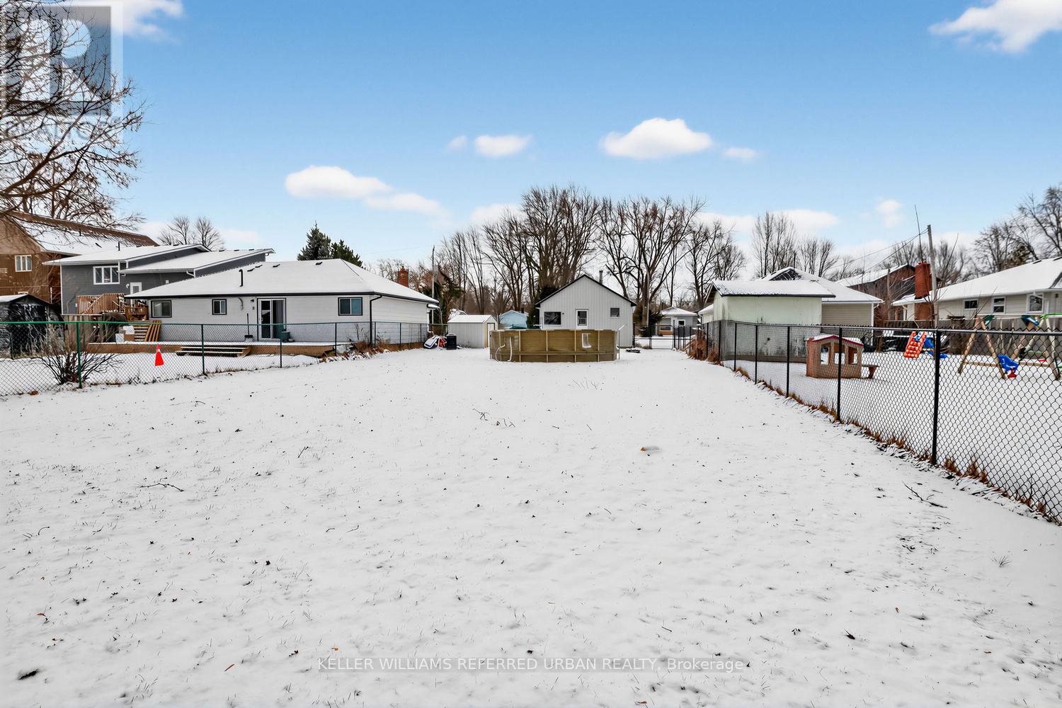 208 Bayview Avenue, Georgina (Keswick South), Ontario  L4P 2T2 - Photo 10 - N12895010