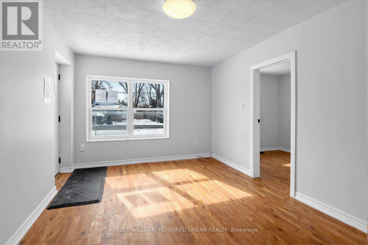 208 Bayview Avenue, Georgina (Keswick South), Ontario  L4P 2T2 - Photo 14 - N12895010