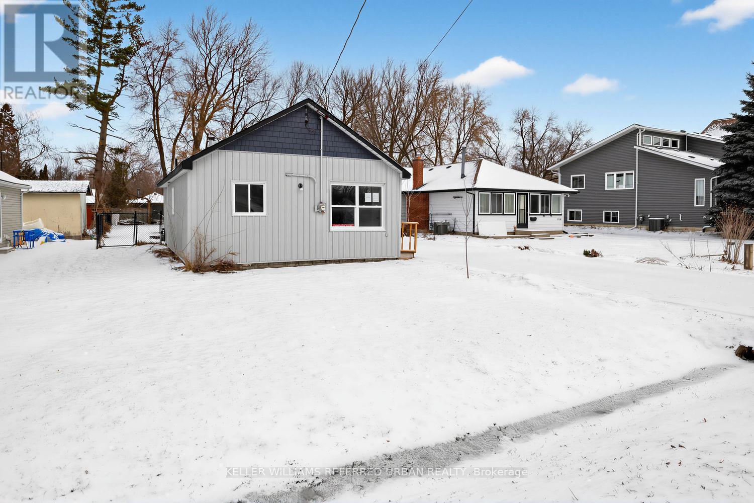 208 Bayview Avenue, Georgina (Keswick South), Ontario  L4P 2T2 - Photo 2 - N12895010