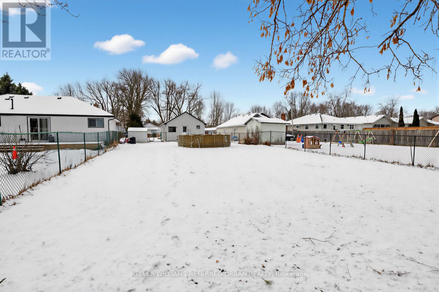 208 Bayview Avenue, Georgina (Keswick South), Ontario  L4P 2T2 - Photo 9 - N12895010