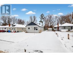 208 BAYVIEW AVENUE, Georgina, Ontario