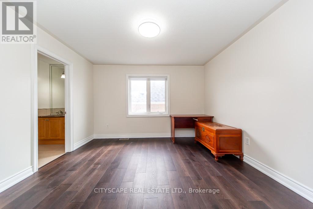 136 Manley Avenue, Whitchurch-Stouffville, Ontario  L4A 0C5 - Photo 38 - N12895018