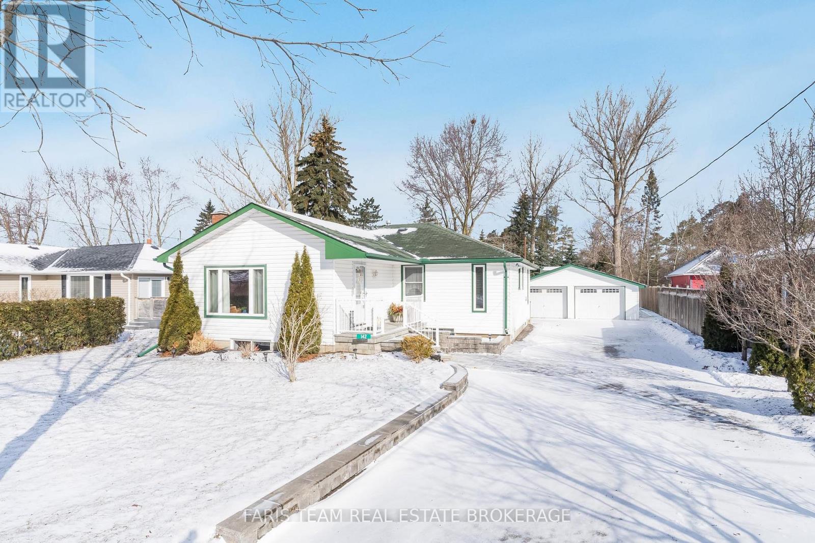 142 ORIOLE DRIVE, East Gwillimbury, Ontario