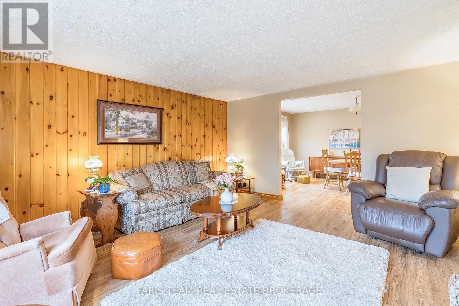 142 Oriole Drive, East Gwillimbury, Ontario  L9N 1G9 - Photo 19 - N12895022