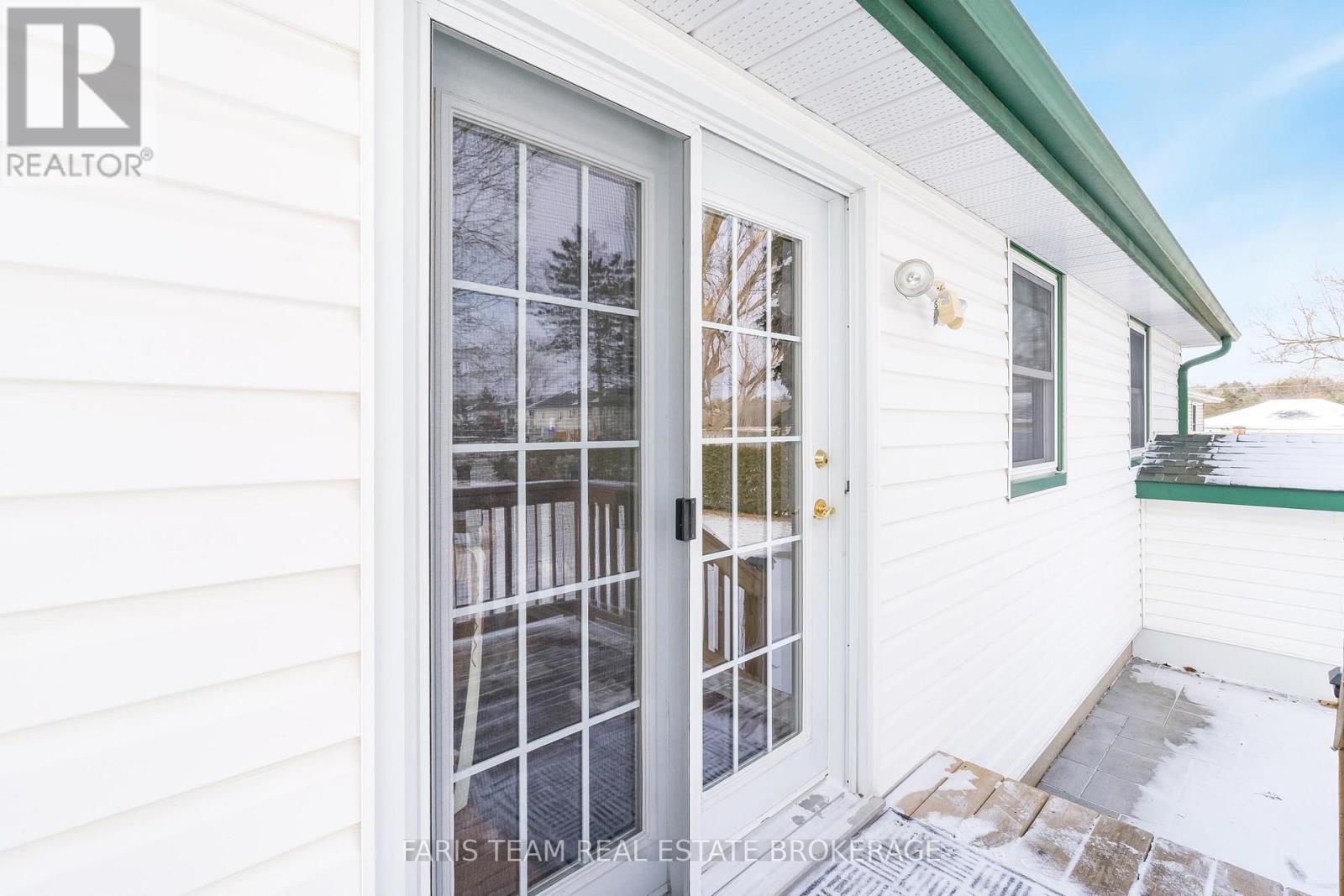 142 Oriole Drive, East Gwillimbury, Ontario  L9N 1G9 - Photo 37 - N12895022