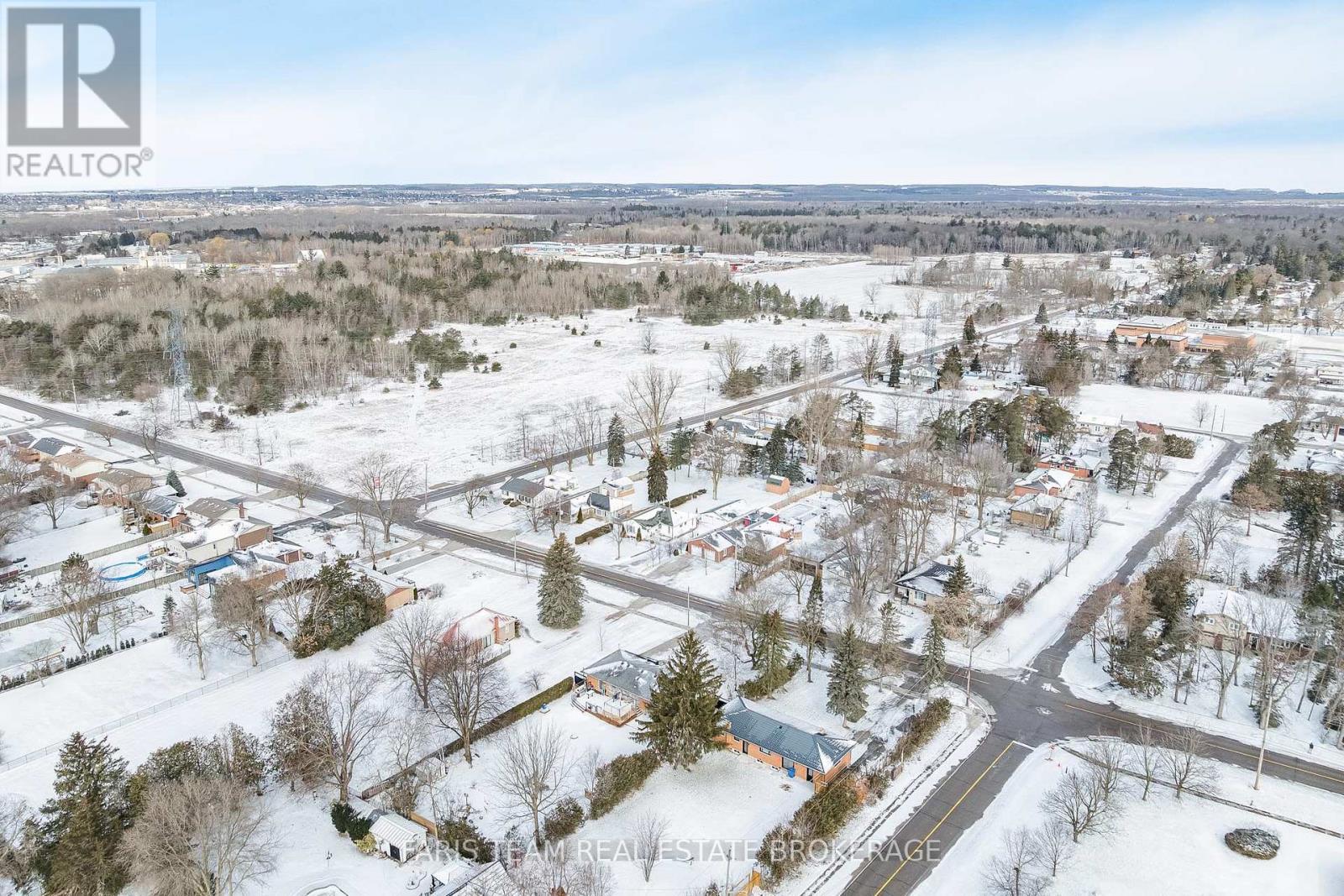 142 Oriole Drive, East Gwillimbury, Ontario  L9N 1G9 - Photo 45 - N12895022