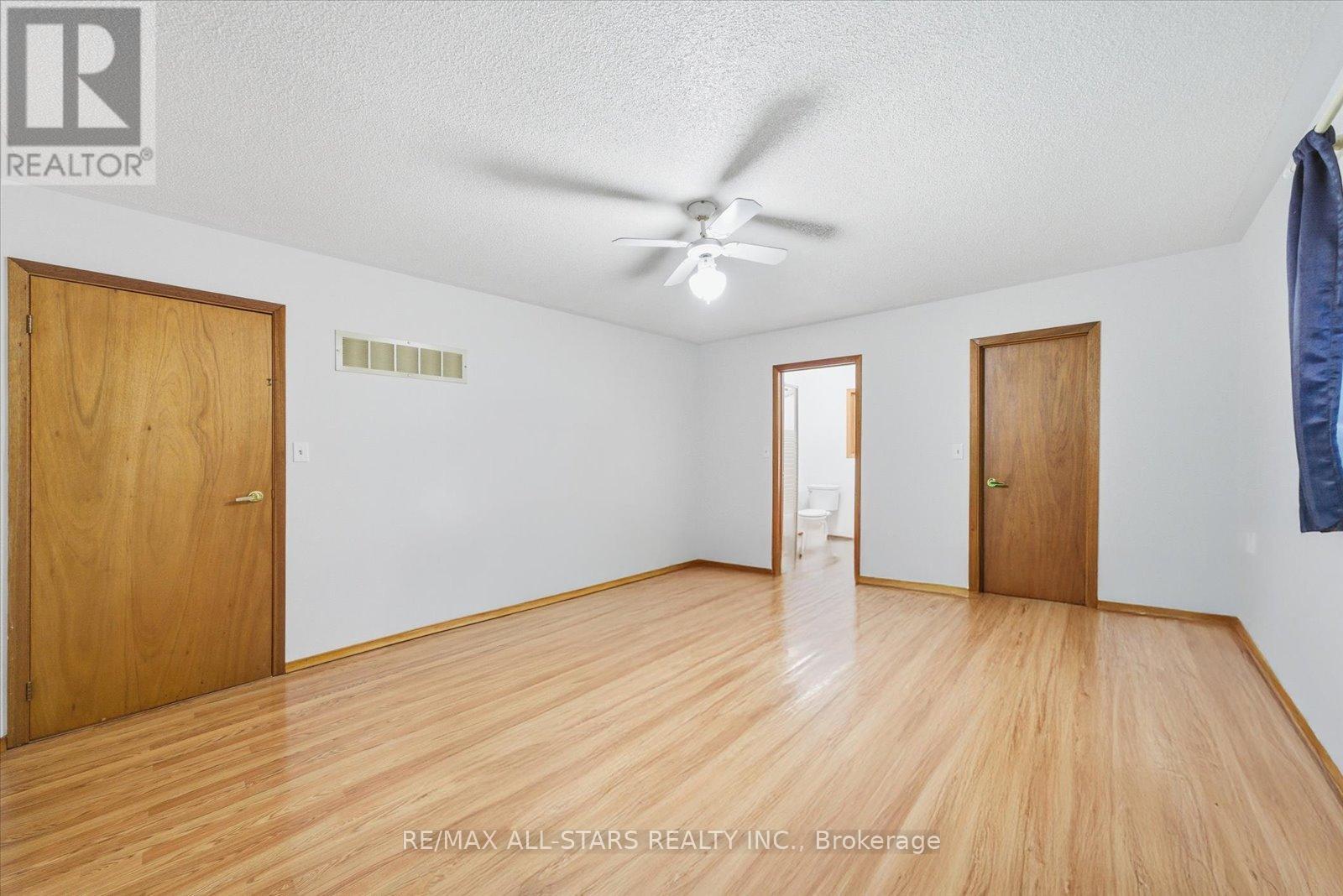 62 Evelyn Avenue, Georgina, Ontario  L4P 3C8 - Photo 23 - N12895072