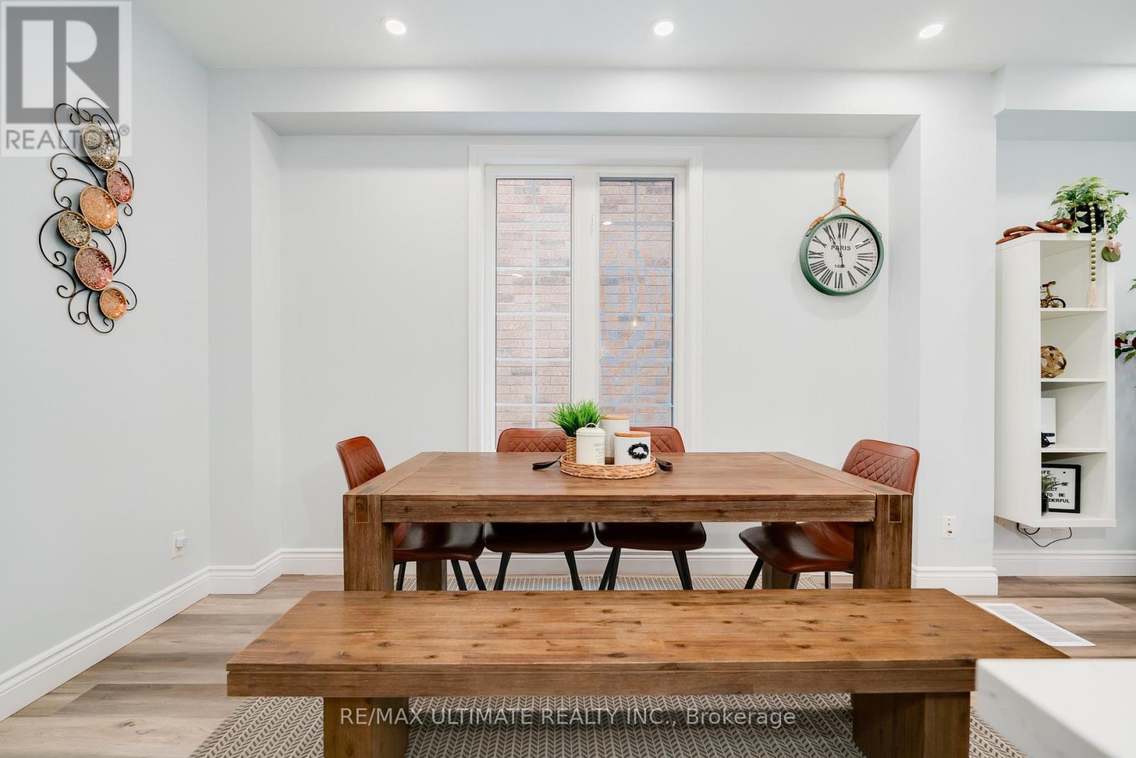 10 Torah Gate, Vaughan (Patterson), Ontario  L6A 0H3 - Photo 5 - N12895100