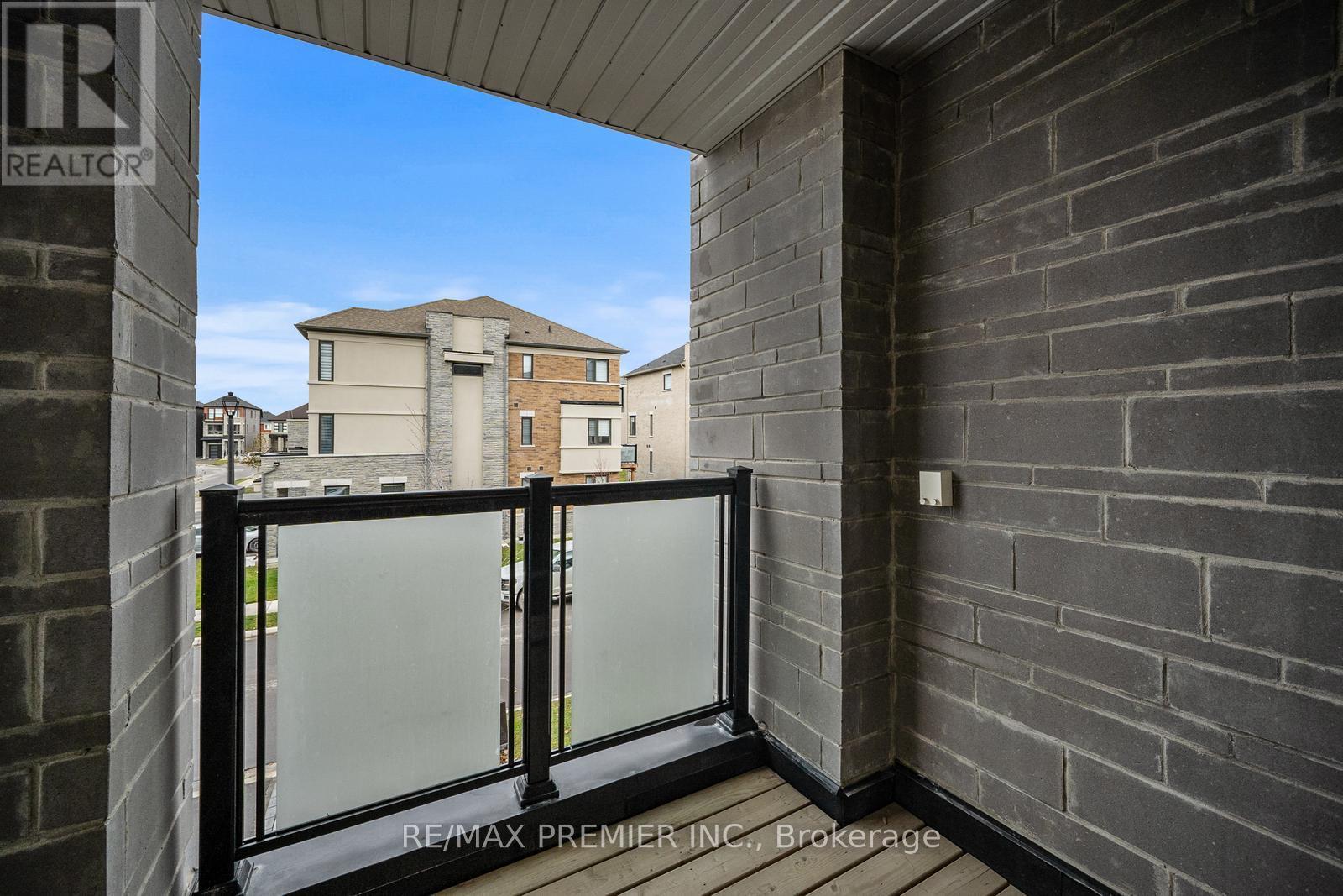 229 Vermont Avenue, Newmarket, Ontario  L3X 0M6 - Photo 22 - N12895102