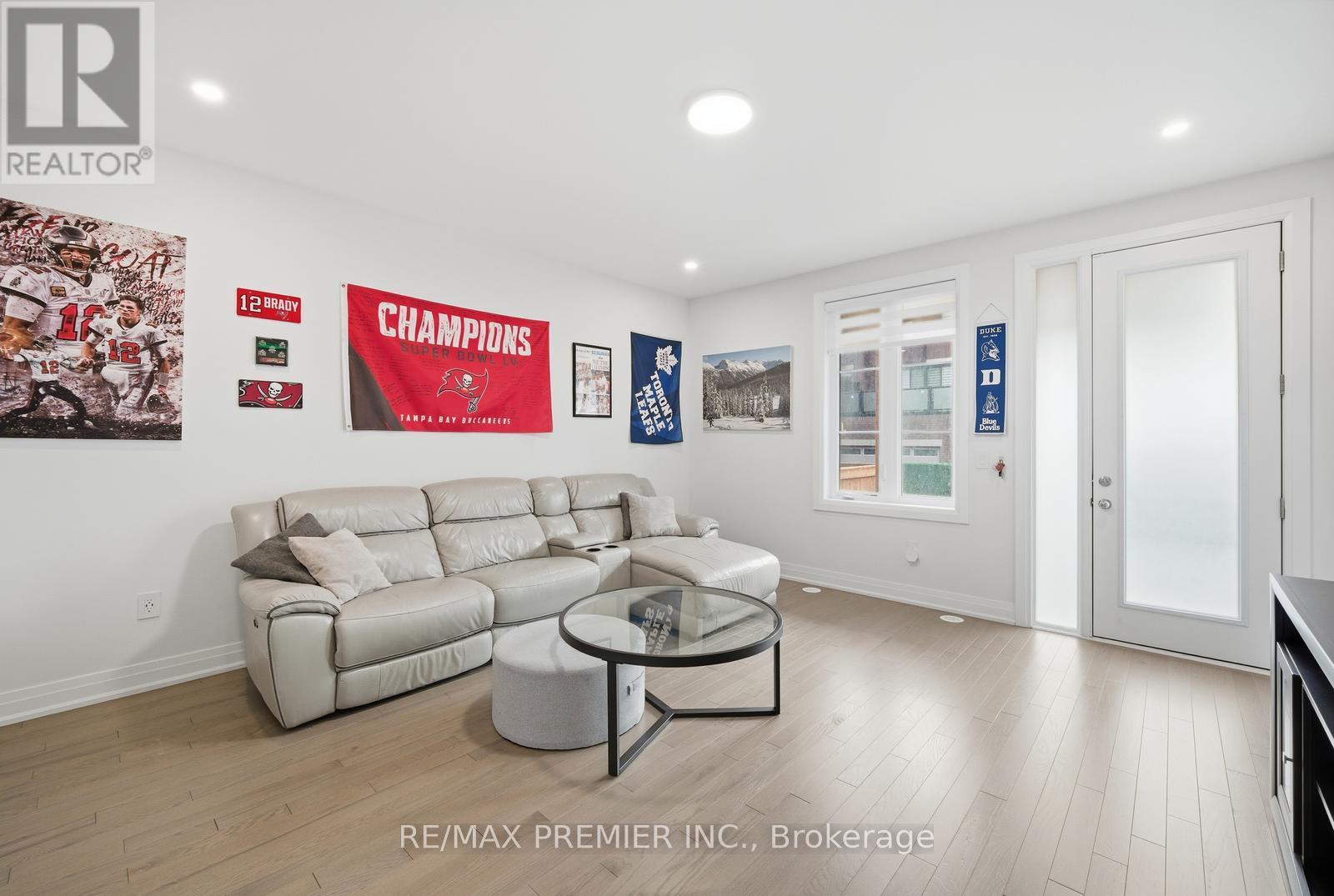 229 Vermont Avenue, Newmarket, Ontario  L3X 0M6 - Photo 35 - N12895102