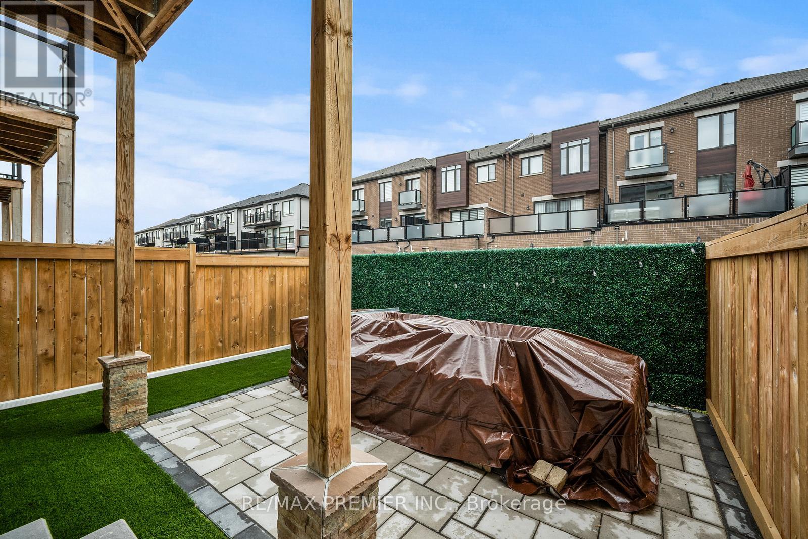 229 Vermont Avenue, Newmarket, Ontario  L3X 0M6 - Photo 40 - N12895102