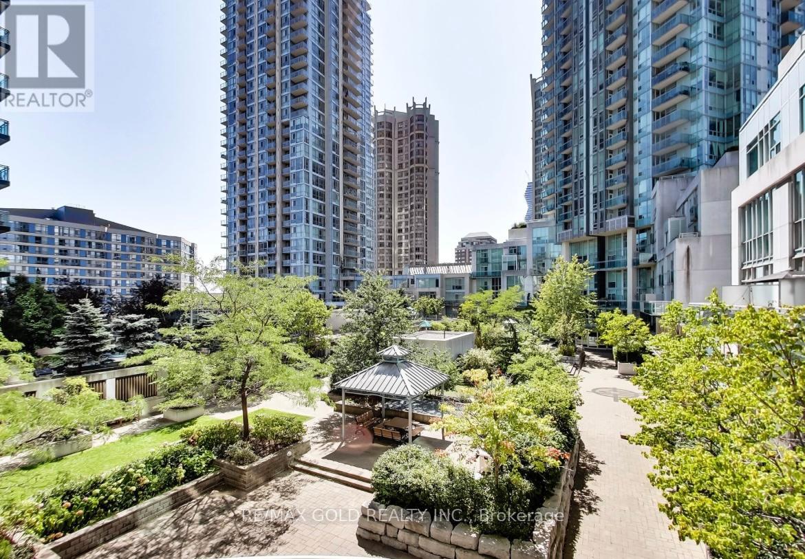 1106 - 220 Burnhamthorpe Road W, Mississauga, Ontario  L5B 4N4 - Photo 36 - W12863680