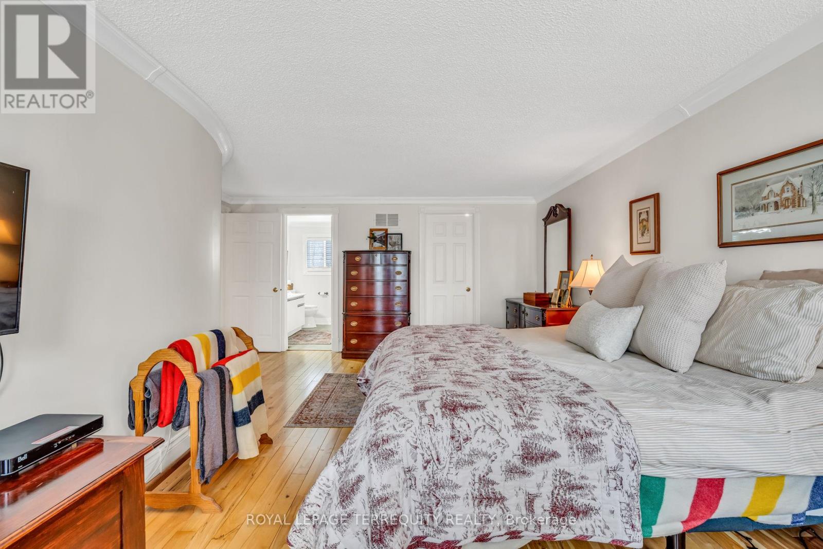 1319 Saddler Circle, Oakville, Ontario  L6M 2X6 - Photo 26 - W12880796