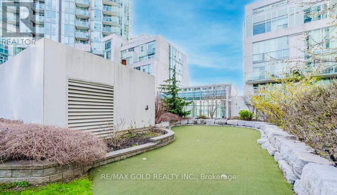 1106 - 220 Burnhamthorpe Road W, Mississauga, Ontario  L5B 4N4 - Photo 43 - W12863680