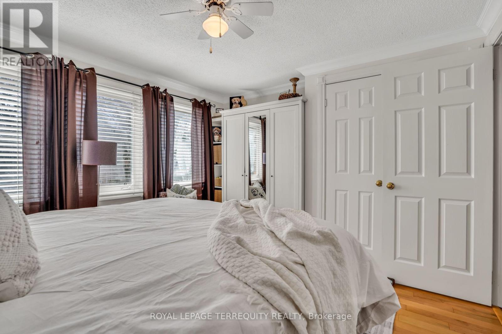 1319 Saddler Circle, Oakville, Ontario  L6M 2X6 - Photo 34 - W12880796