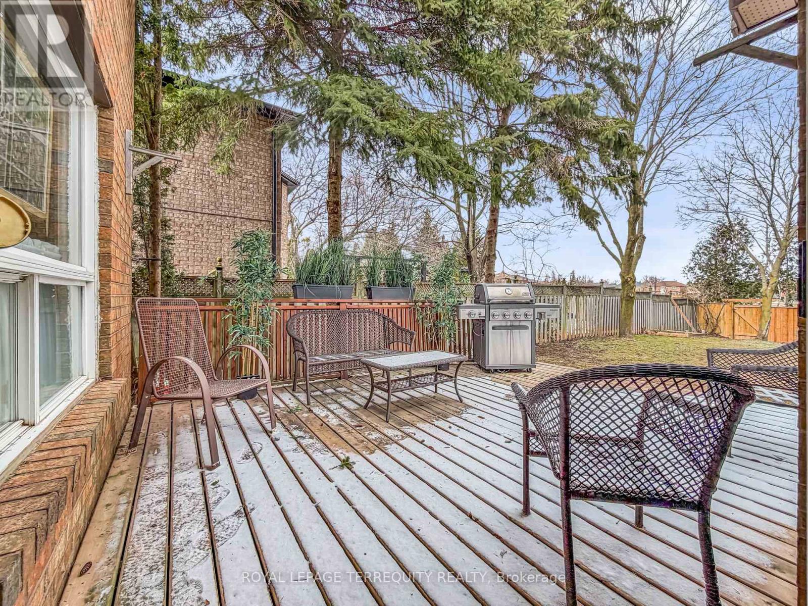 1319 Saddler Circle, Oakville, Ontario  L6M 2X6 - Photo 46 - W12880796