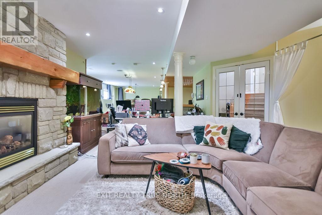 29 Old Hickory Lane, Wasaga Beach, Ontario  L9Z 3B1 - Photo 25 - S12895054