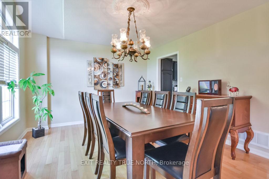 29 Old Hickory Lane, Wasaga Beach, Ontario  L9Z 3B1 - Photo 6 - S12895054