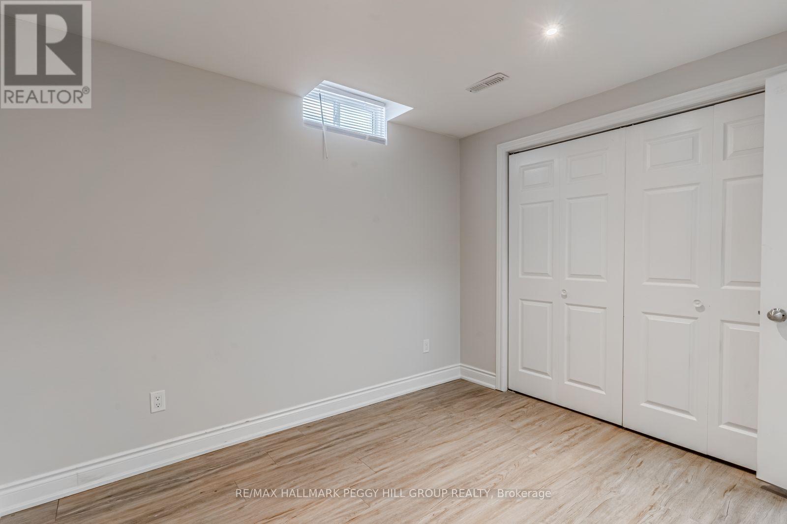 79 Girdwood Drive, Barrie, Ontario  L4N 8R1 - Photo 13 - S12895078