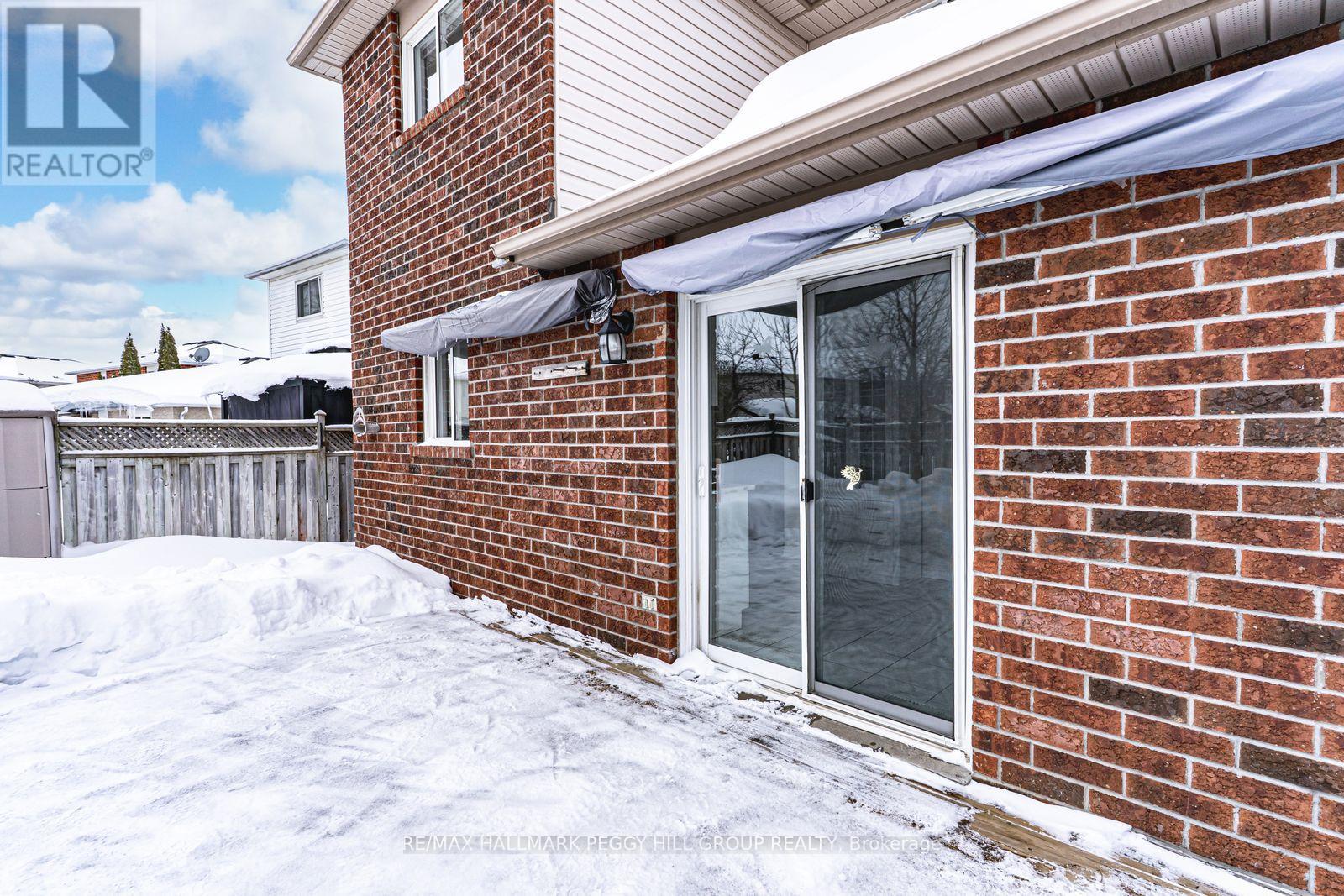 79 Girdwood Drive, Barrie, Ontario  L4N 8R1 - Photo 16 - S12895078