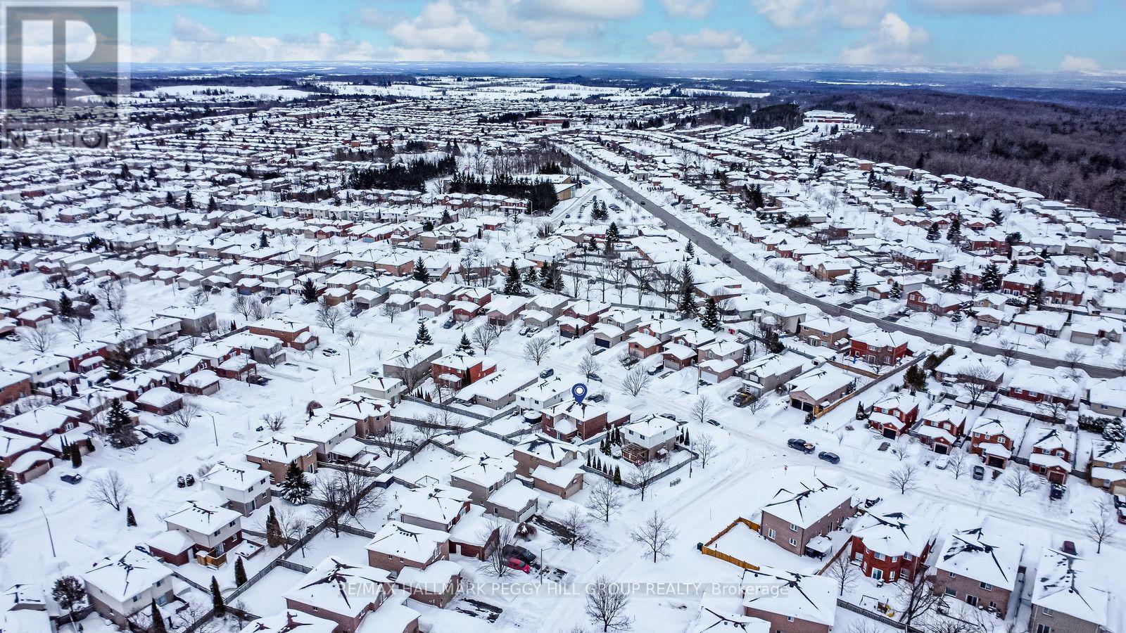 79 Girdwood Drive, Barrie, Ontario  L4N 8R1 - Photo 18 - S12895078