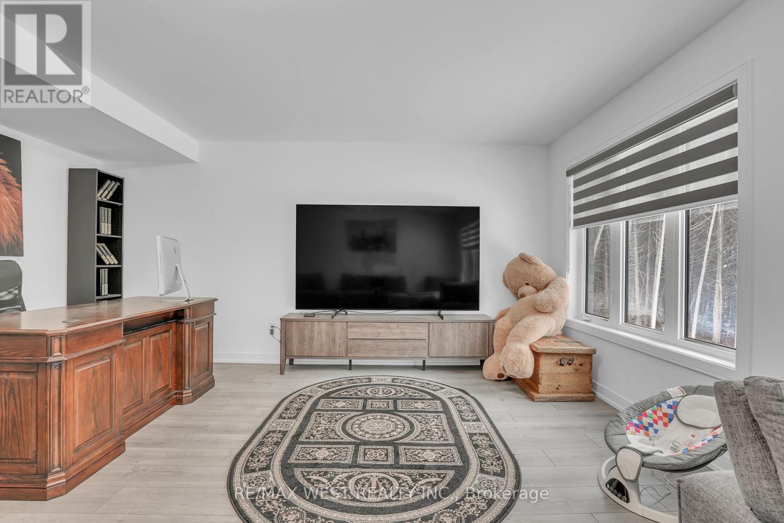 118 Blue Forest Crescent, Barrie, Ontario  L9J 0N7 - Photo 10 - S12895098