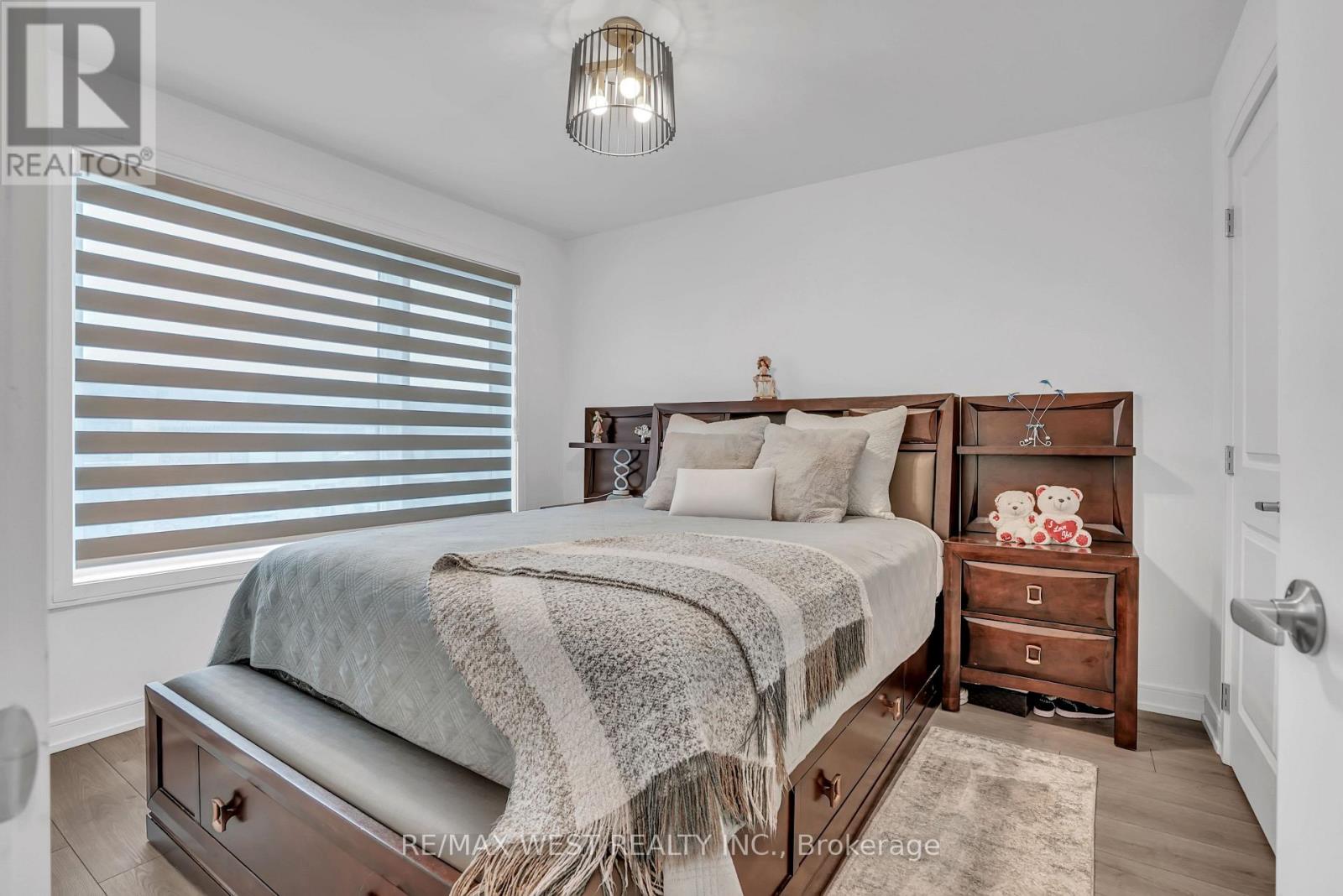 118 Blue Forest Crescent, Barrie, Ontario  L9J 0N7 - Photo 7 - S12895098