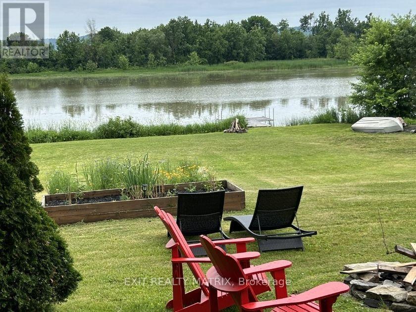 00 Bay Road, Alfred And Plantagenet, Ontario K0B 1A0 - Photo 18 - X12664266