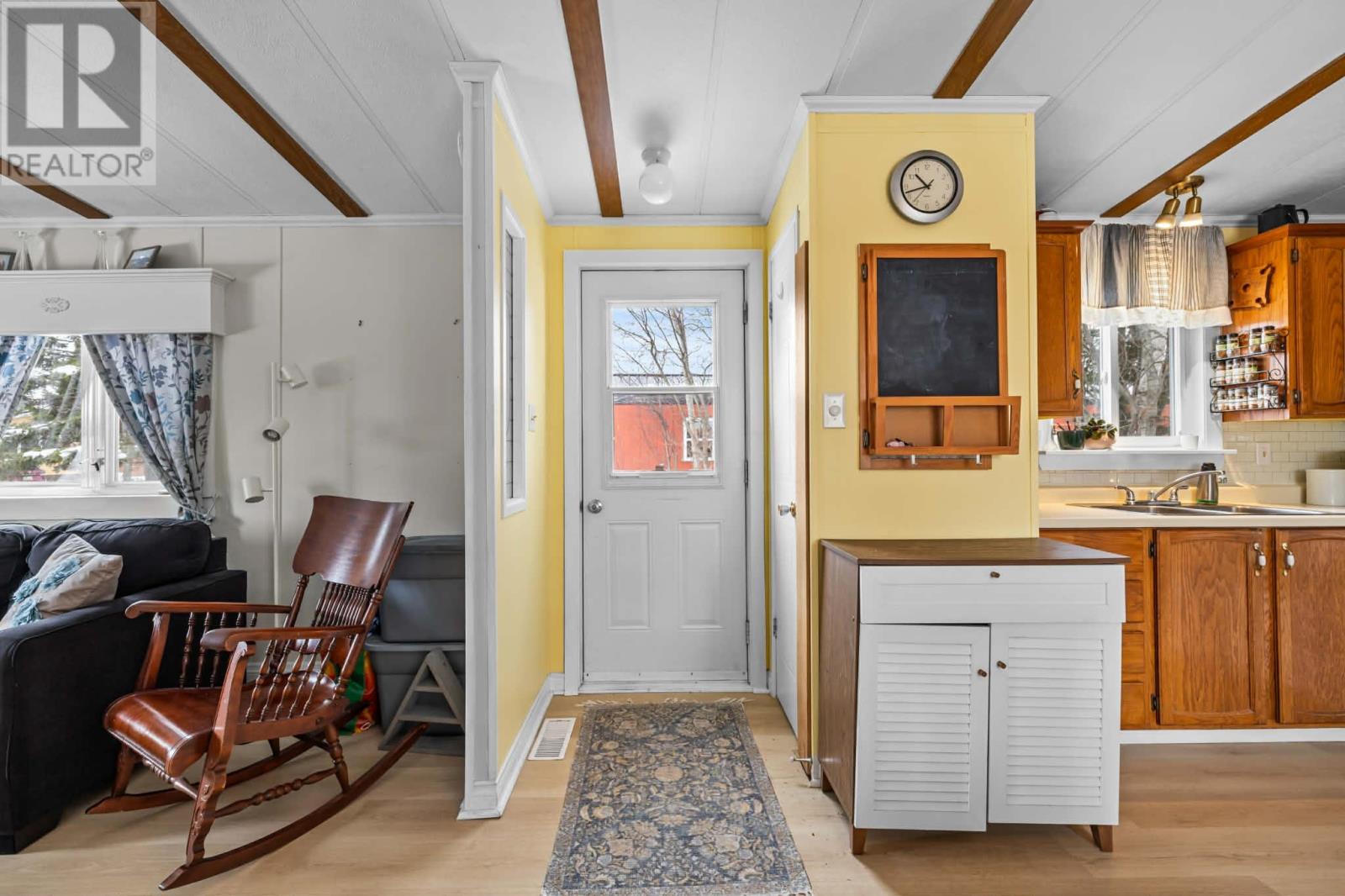 6 Grant Drive, Summerside, Prince Edward Island  C1N 4T5 - Photo 4 - 202604832