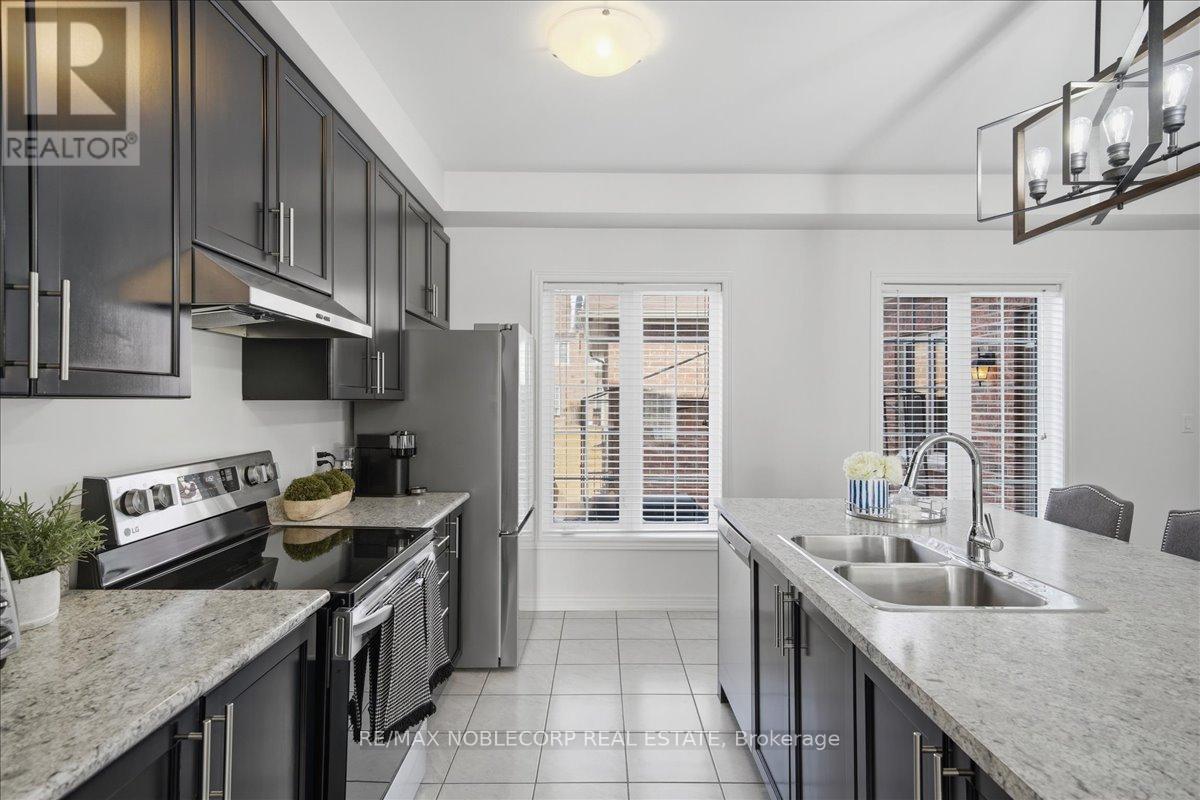 24 Primo Road, Brampton, Ontario  L7A 3Y1 - Photo 10 - W12895034