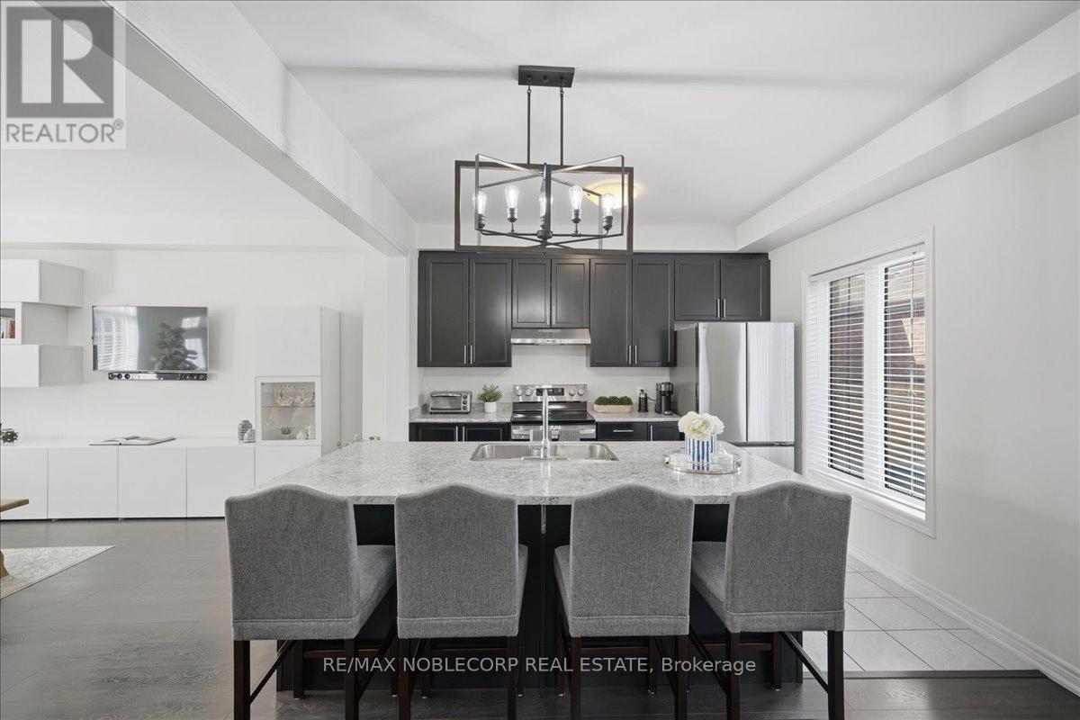 24 Primo Road, Brampton, Ontario  L7A 3Y1 - Photo 11 - W12895034