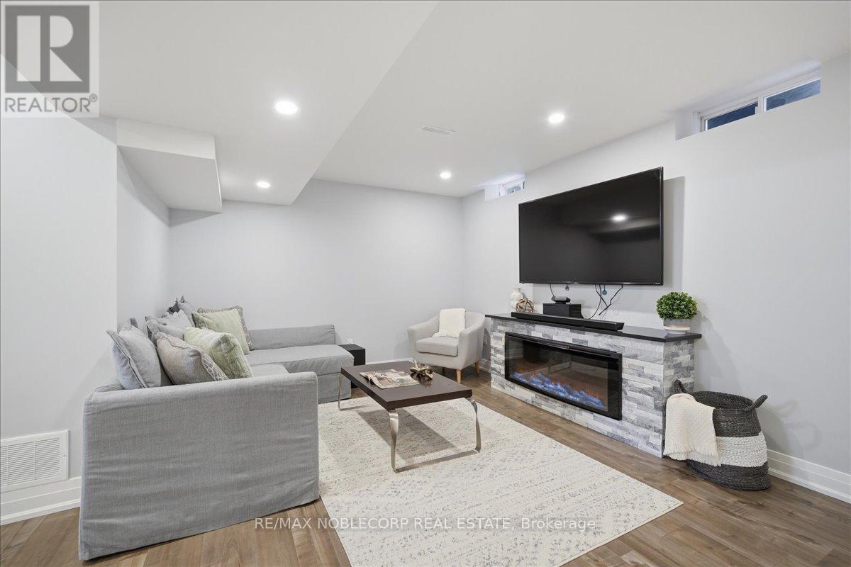 24 Primo Road, Brampton, Ontario  L7A 3Y1 - Photo 32 - W12895034