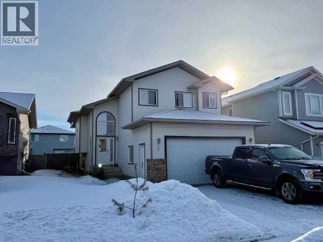 5 Pinnacle Street, Grande Prairie, Alberta  T8W 0A9 - Photo 1 - A2293311